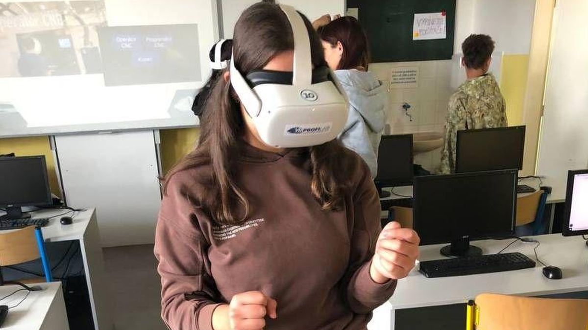 S výběrem vhodné školy pomáhá v Karlovarském kraji i virtuální realita